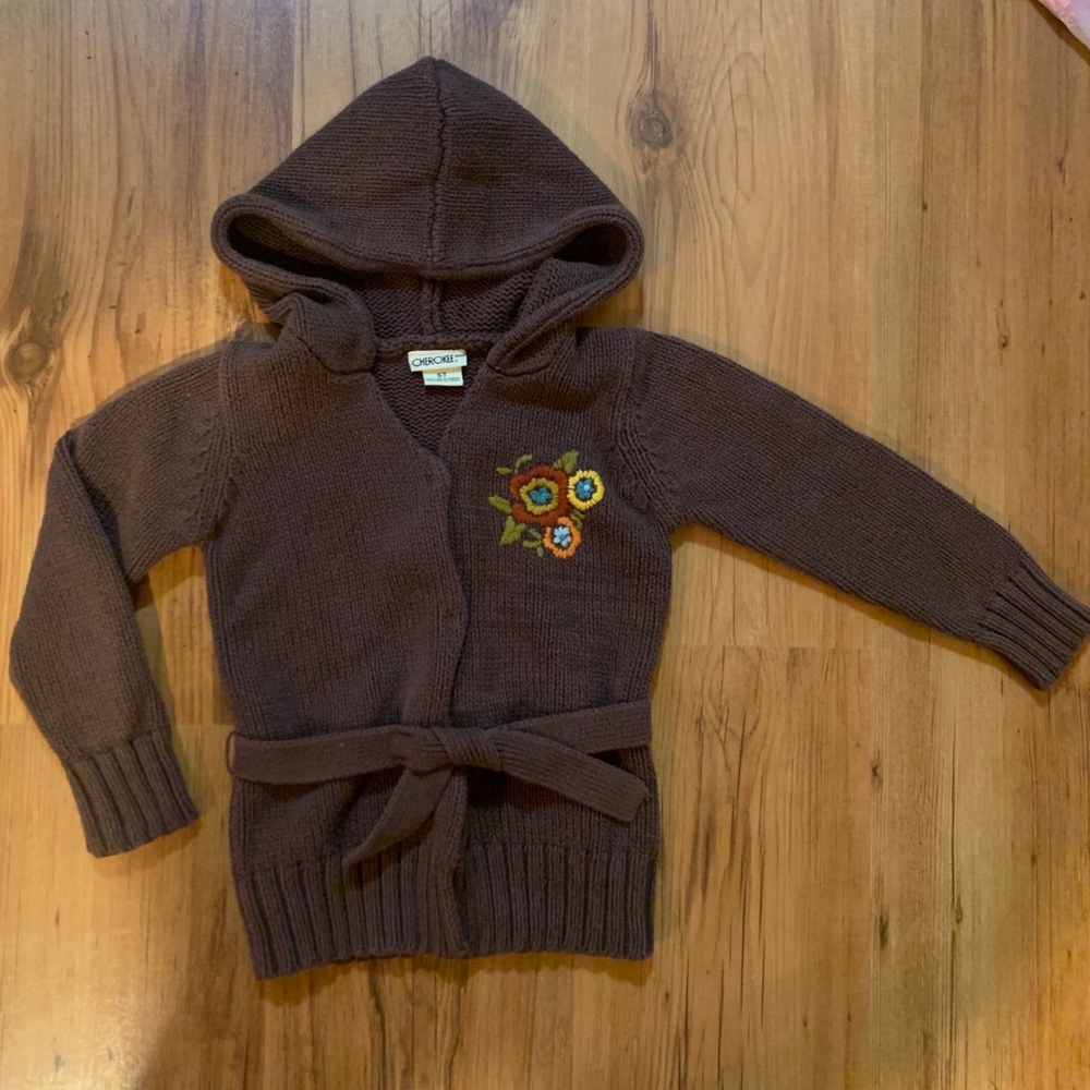 5T sweater